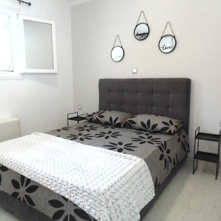 White Rose Apartment Potamos  ภายนอก รูปภาพ