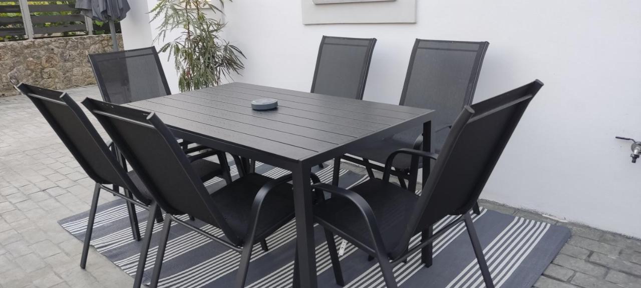 White Rose Apartment Potamos  ภายนอก รูปภาพ