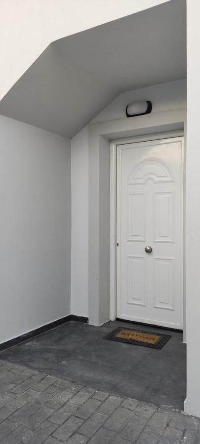 White Rose Apartment Potamos  ภายนอก รูปภาพ