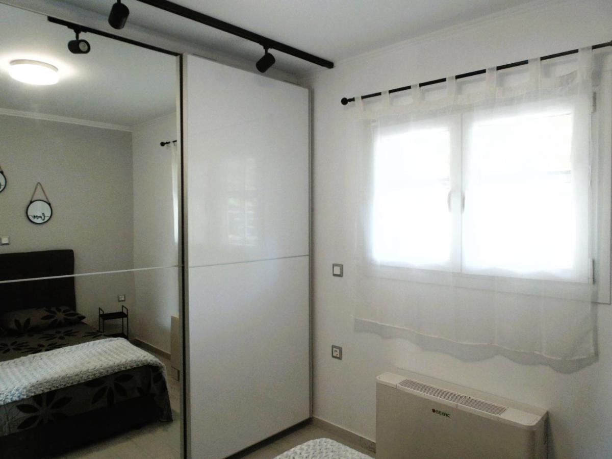 White Rose Apartment Potamos  ภายนอก รูปภาพ